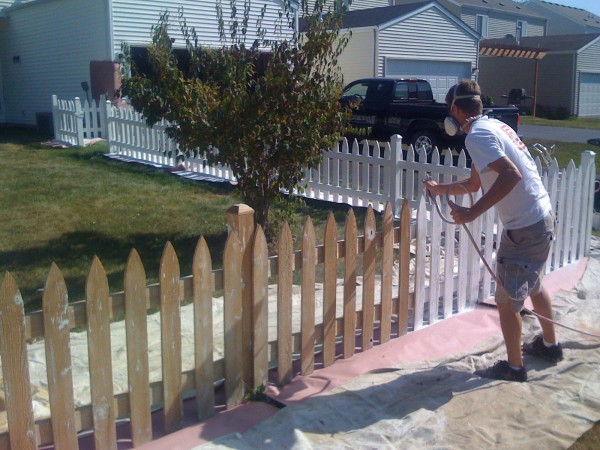 Yorkville Fence Staining